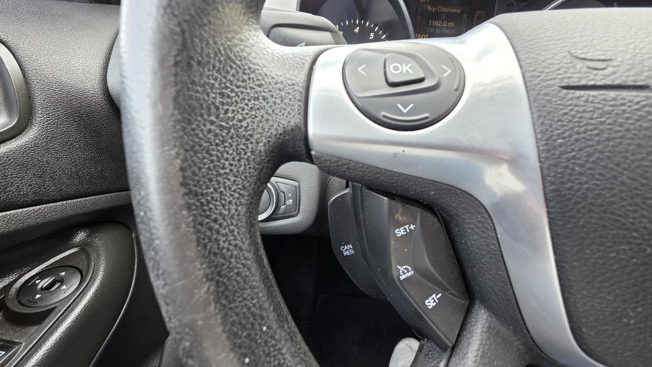 Ford Escape S FWD 2014