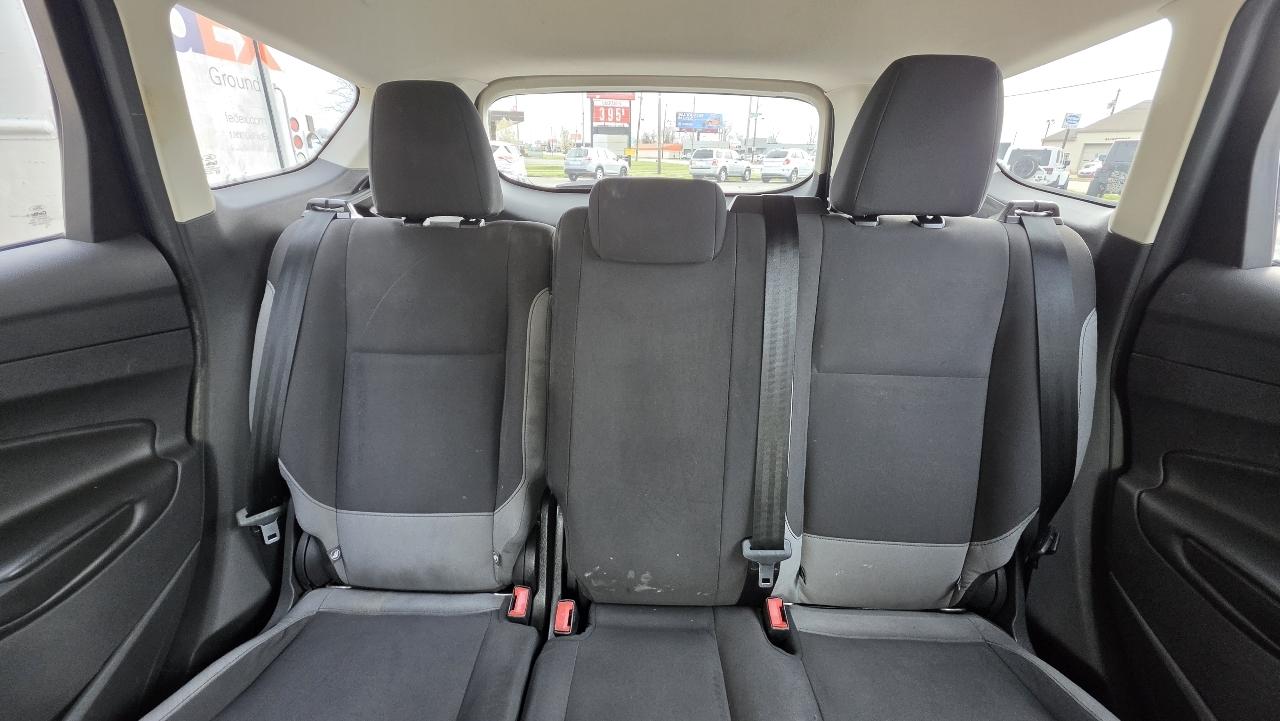 Ford Escape S FWD 2014