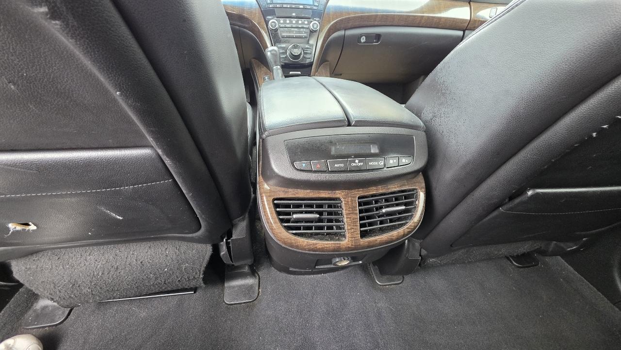 Acura MDX 6-Spd AT w/Tech Package 2013