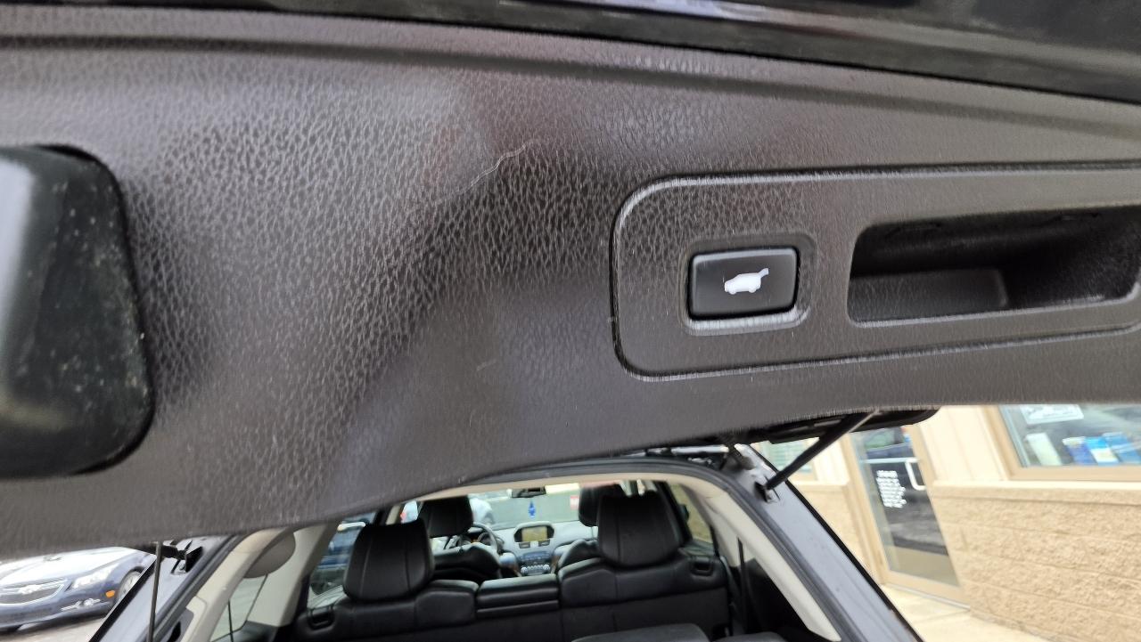 Acura MDX 6-Spd AT w/Tech Package 2013