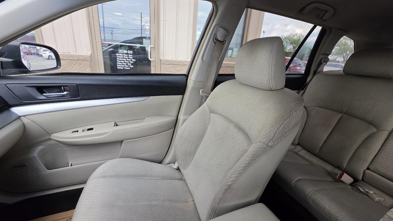 Subaru Outback 2.5i Premium 2012