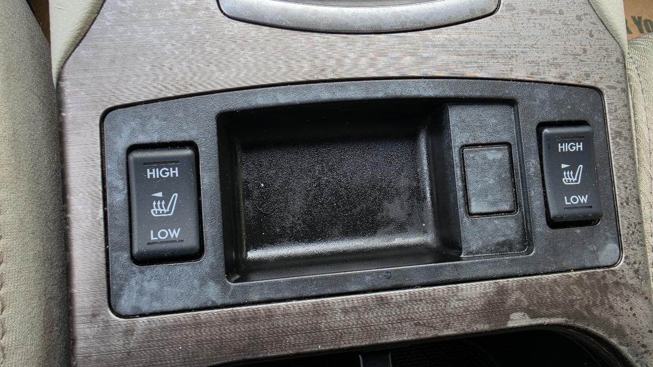 Subaru Outback 2.5i Premium 2012