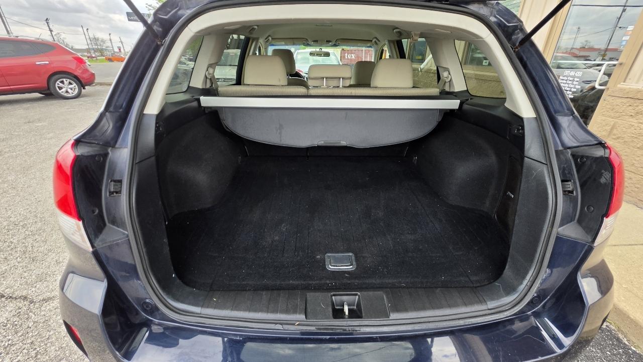 Subaru Outback 2.5i Premium 2012