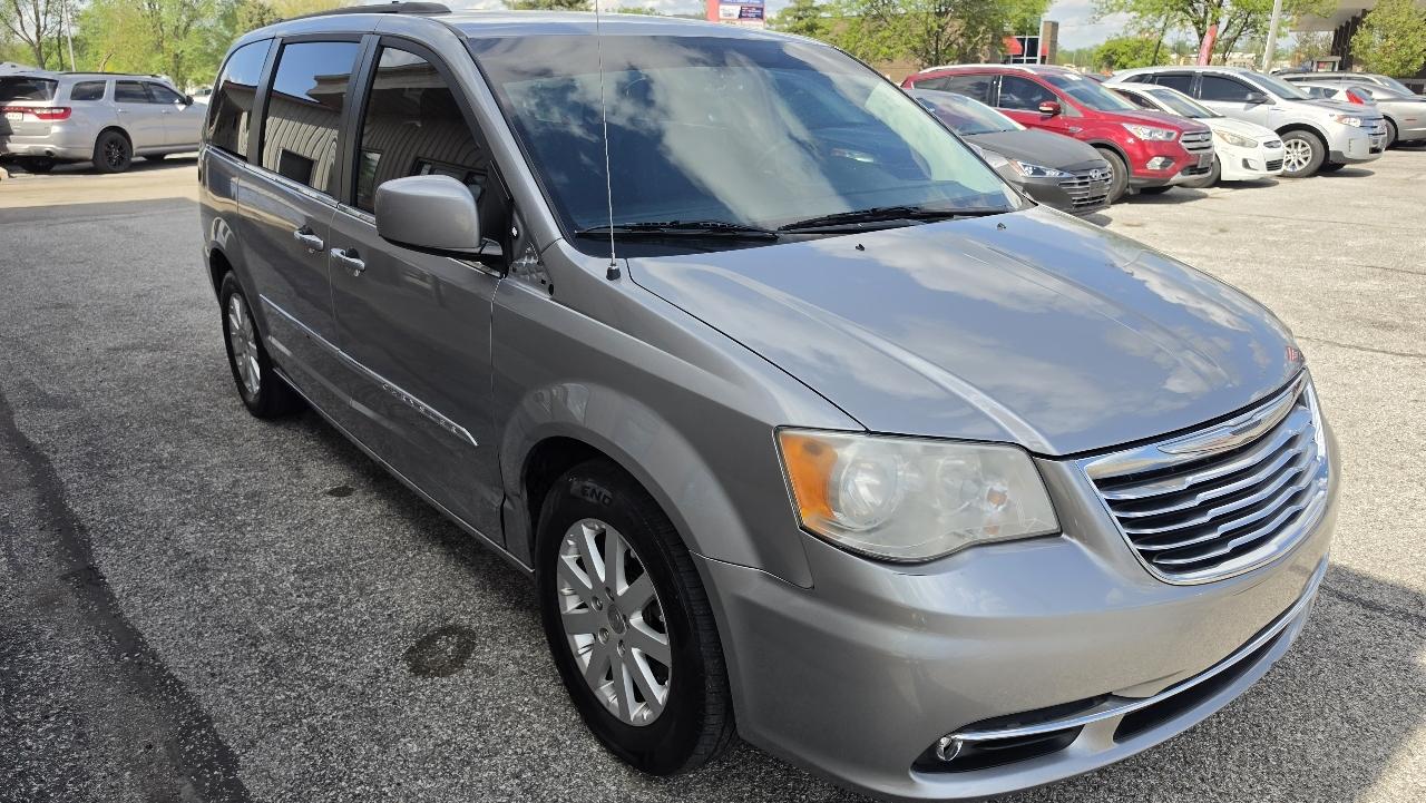 Chrysler Town & Country Touring 2014