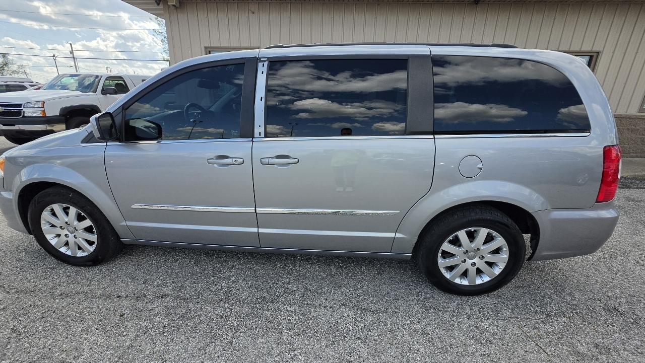 Chrysler Town & Country Touring 2014