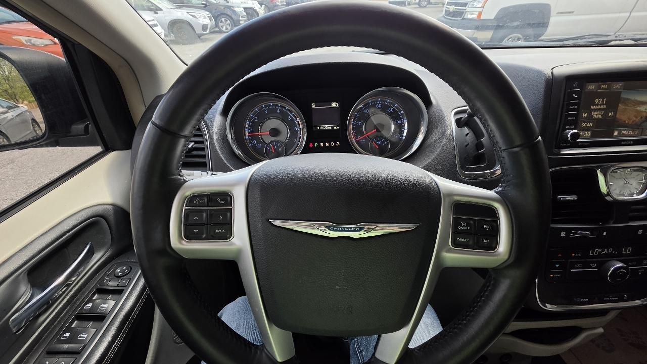 Chrysler Town & Country Touring 2014