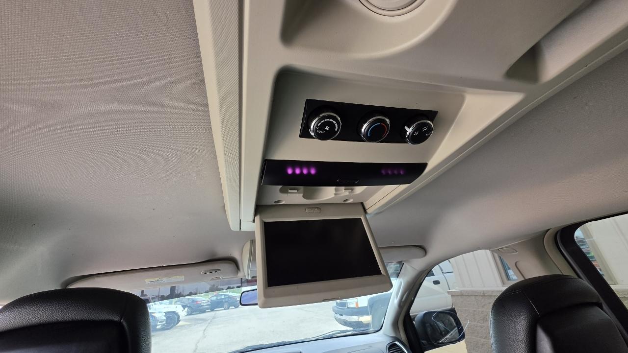 Chrysler Town & Country Touring 2014