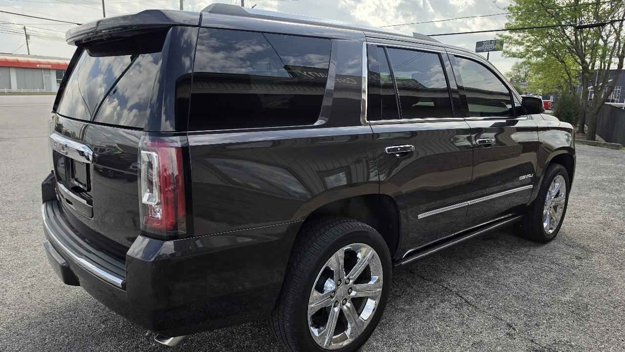 GMC Yukon Denali 4WD 2017