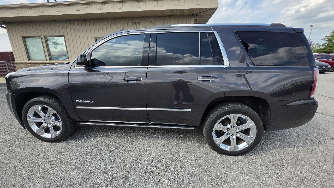 GMC Yukon Denali 4WD 2017