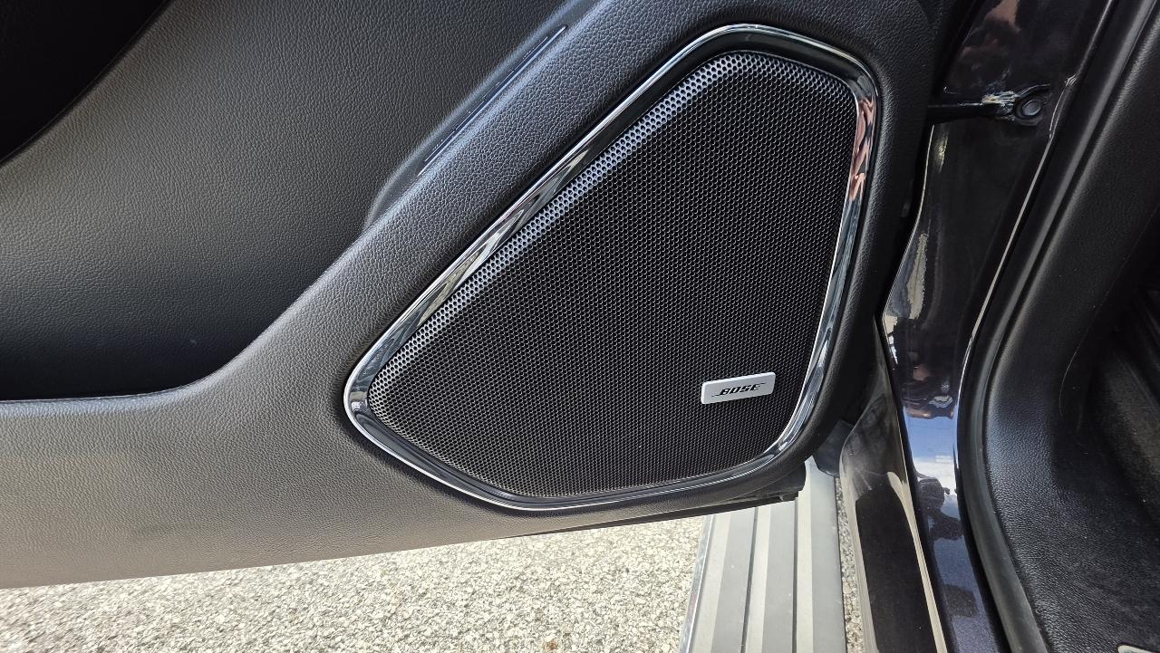 GMC Yukon Denali 4WD 2017