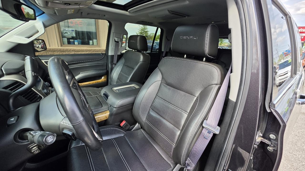 GMC Yukon Denali 4WD 2017