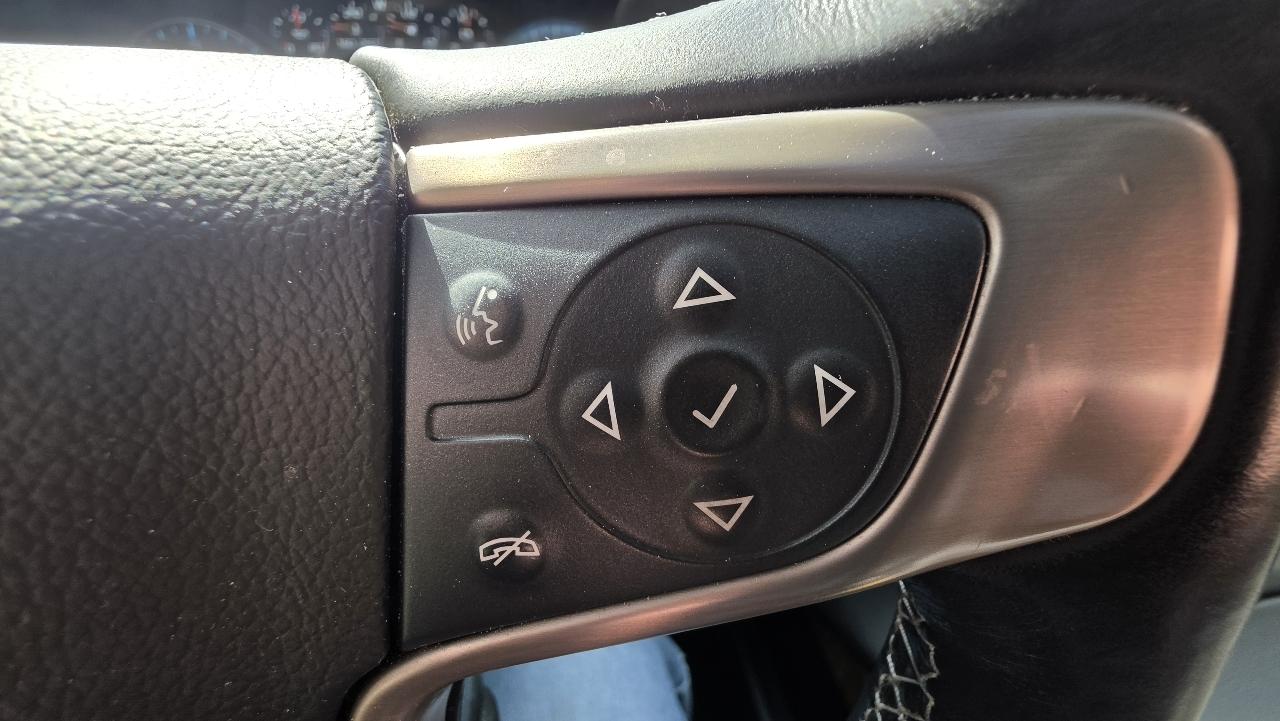 GMC Yukon Denali 4WD 2017