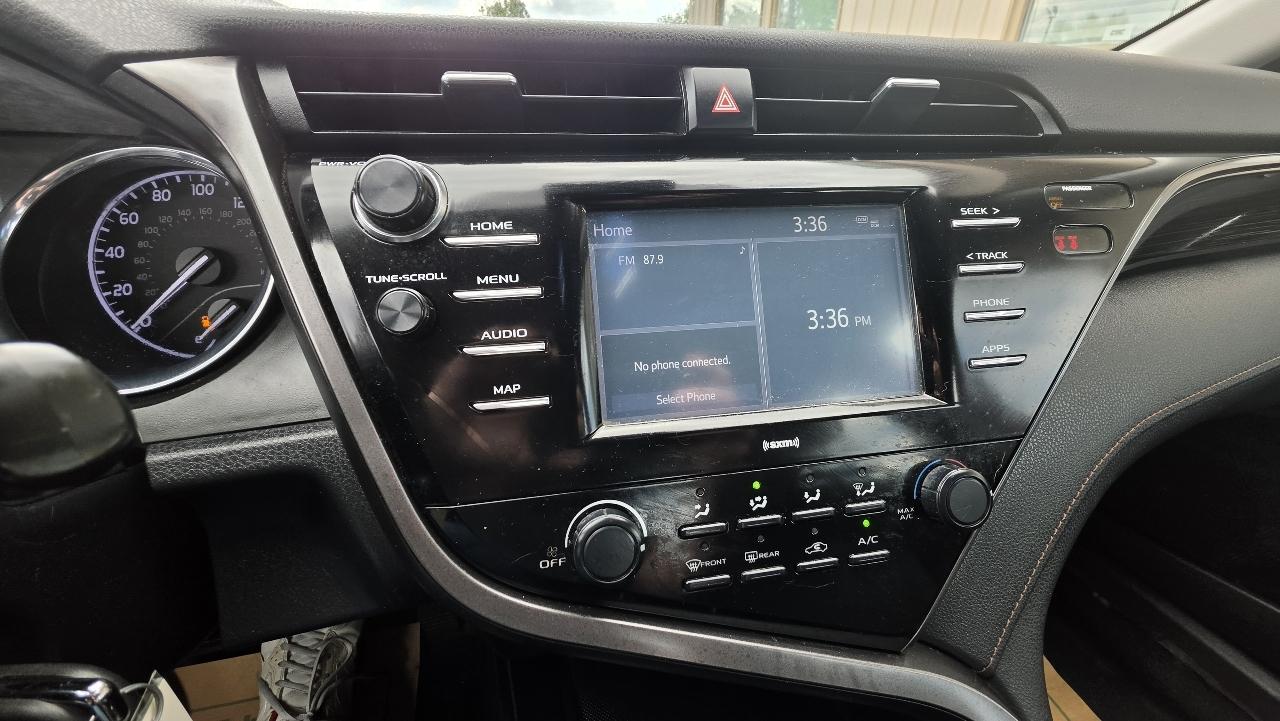 Toyota Camry LE 2020