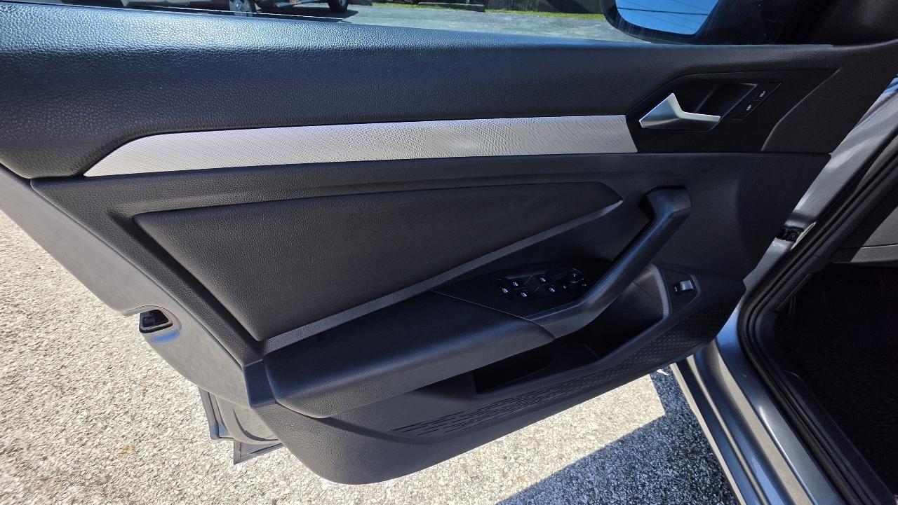 Volkswagen Jetta 1.4T SE 8A 2019