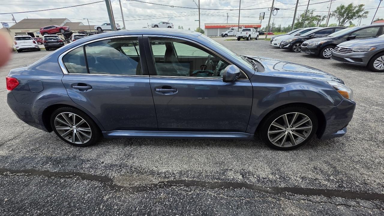 Subaru Legacy 2.5i Premium 2014