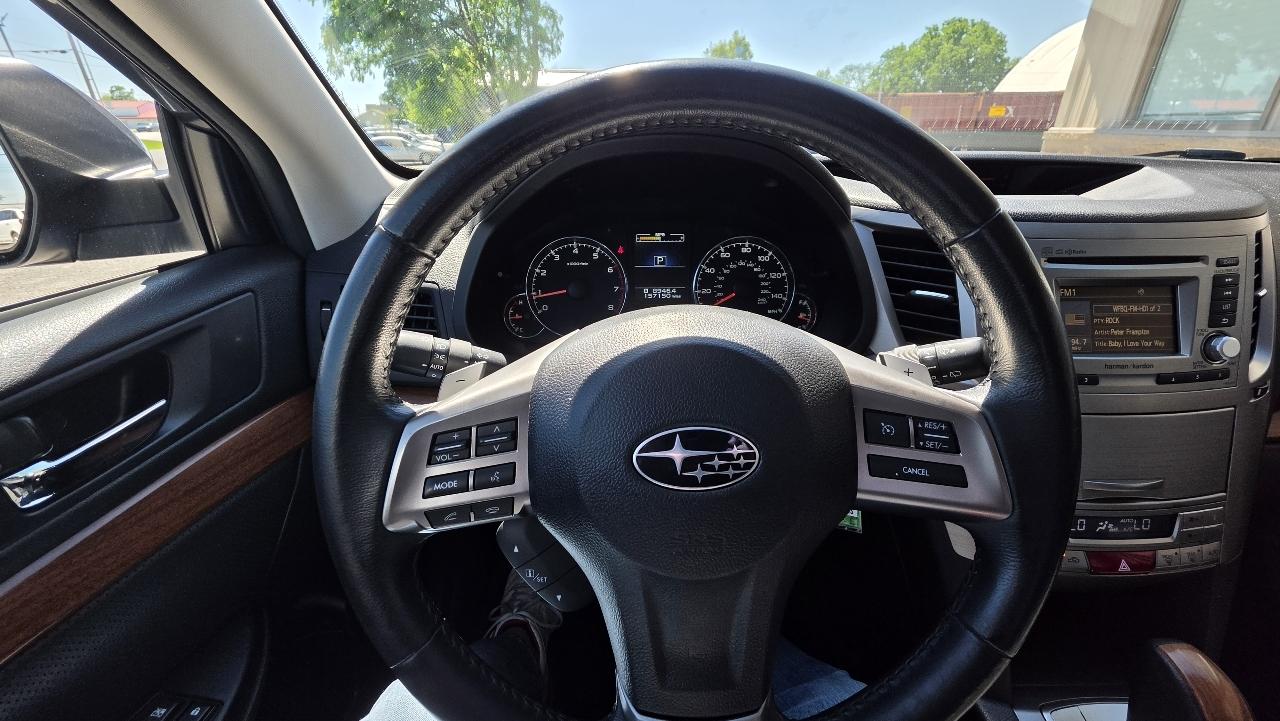 Subaru Outback 2.5i Limited 2014