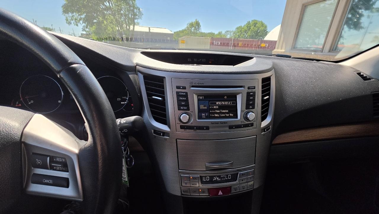 Subaru Outback 2.5i Limited 2014