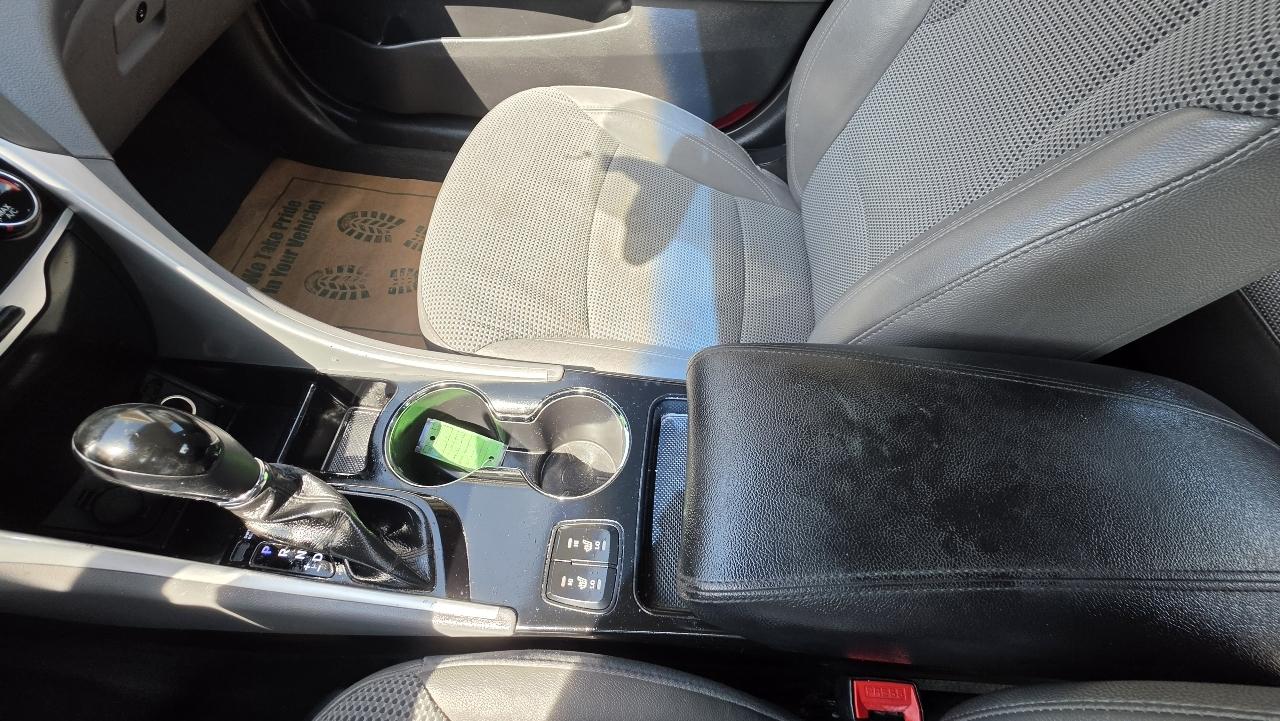 Hyundai Sonata Limited Auto 2013