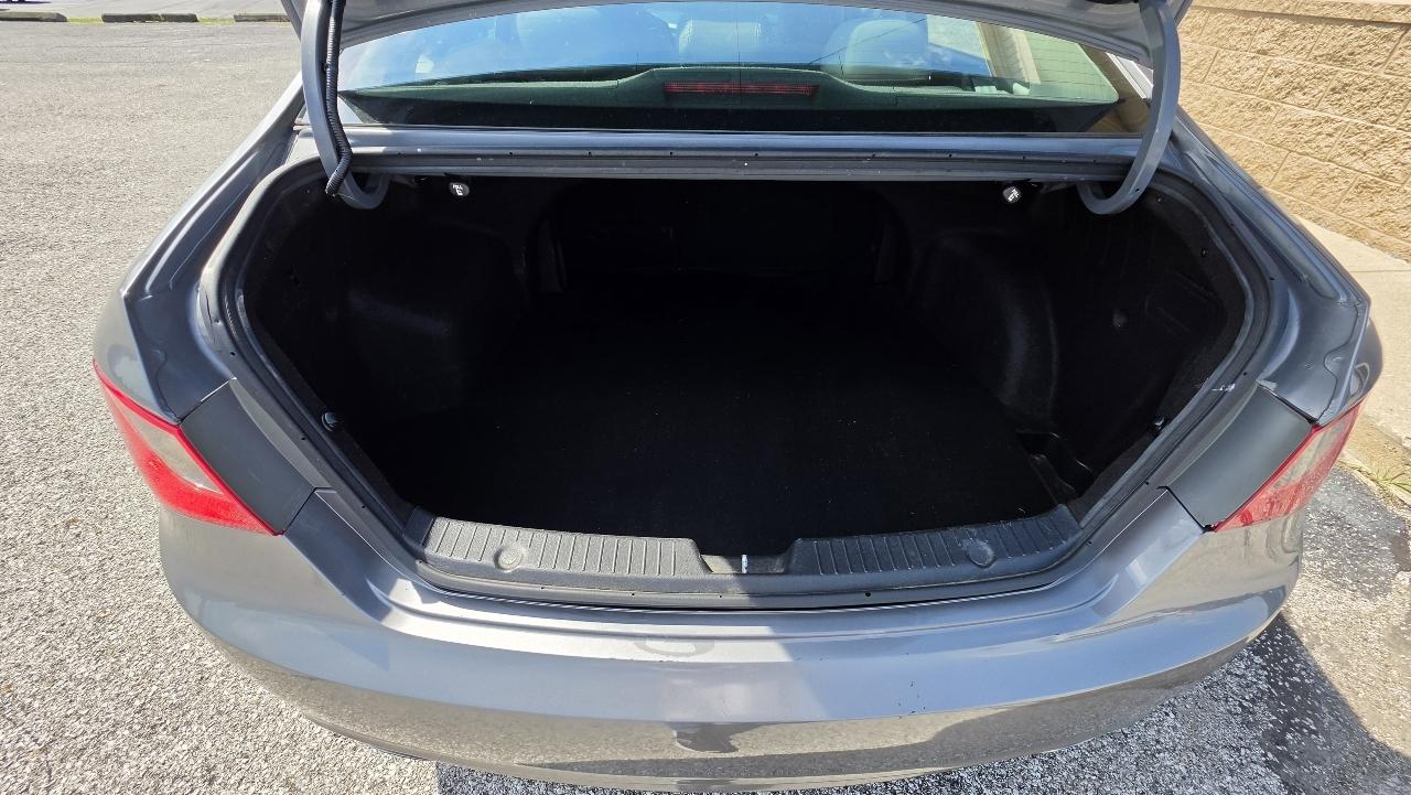 Hyundai Sonata Limited Auto 2013