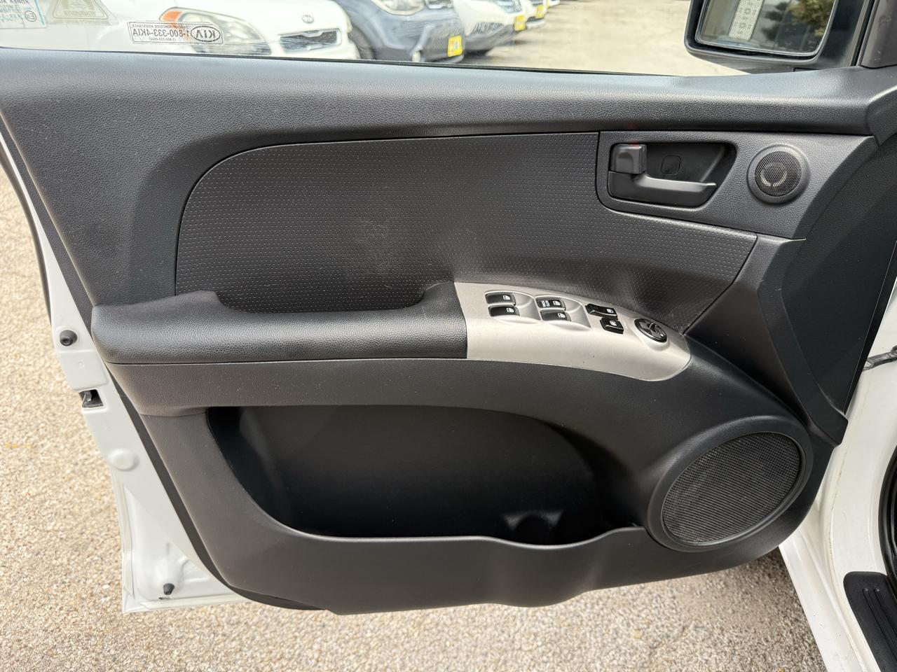 Kia Sportage 2WD 4dr I4 Auto LX 2009