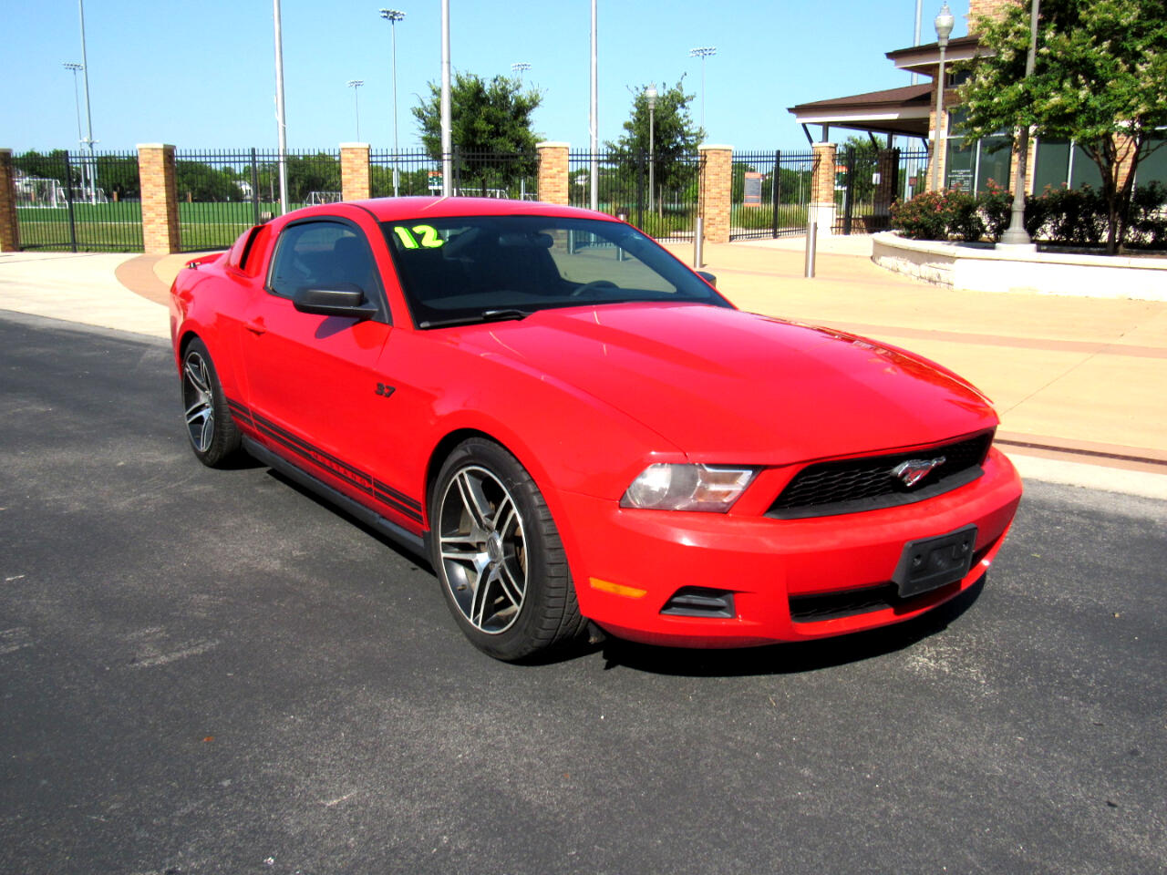 Ford Mustang 2dr Cpe V6 2012