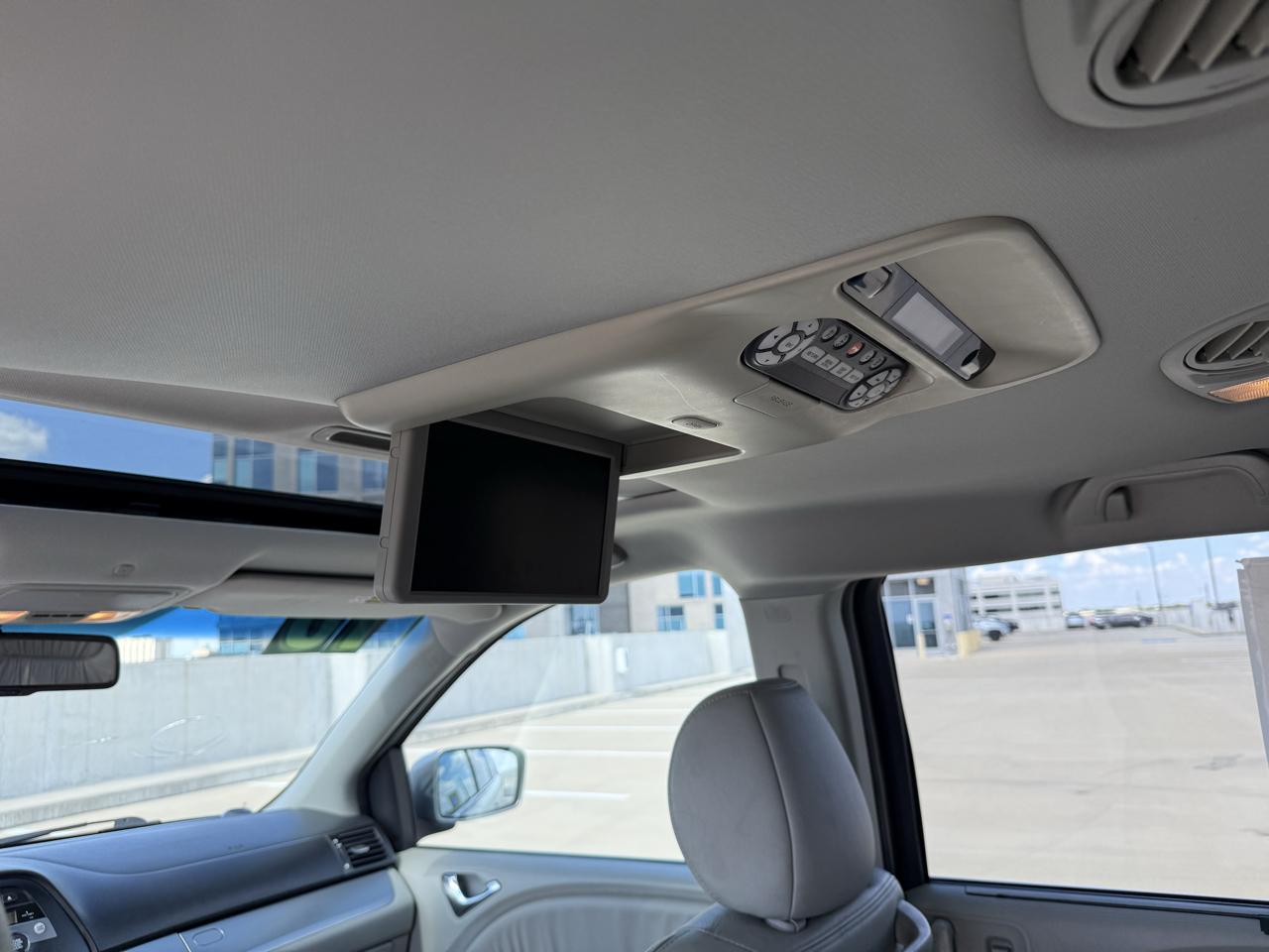 Honda Odyssey 5dr EX-L w/RES 2010
