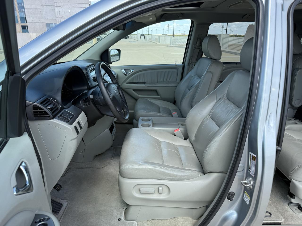 Honda Odyssey 5dr EX-L w/RES 2010