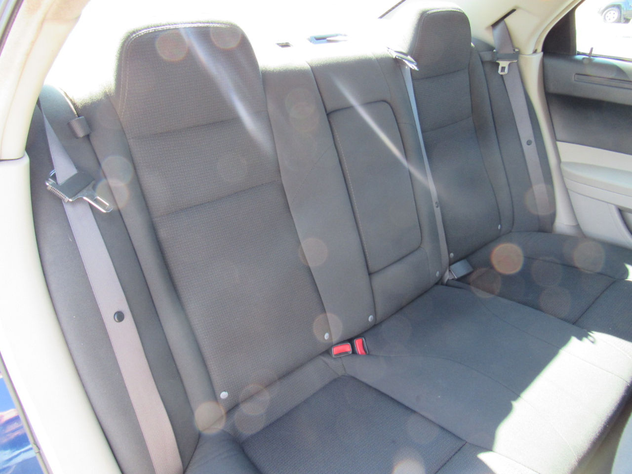 Chrysler 300 4dr Sdn 300 *Ltd Avail* 2005 Chrysler 300 4dr Sdn 300 *Ltd Avail* 2005