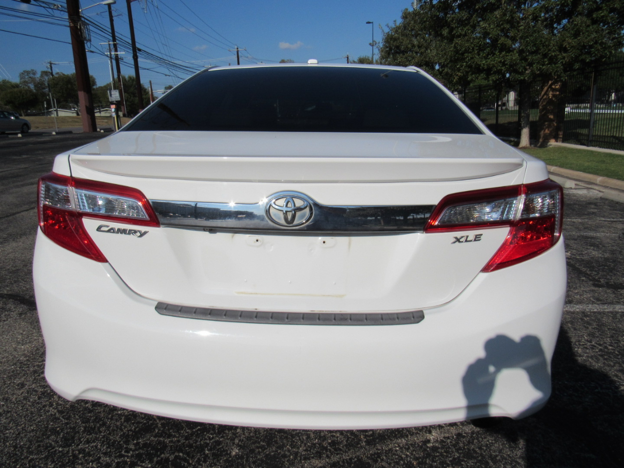 Toyota Camry 4dr Sdn I4 Auto XLE (Natl) 2013 Toyota Camry 4dr Sdn I4 Auto XLE (Natl) 2013