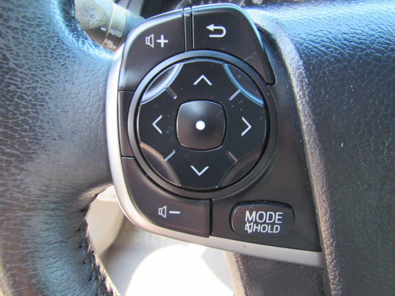 Toyota Camry 4dr Sdn I4 Auto XLE (Natl) 2013 Toyota Camry 4dr Sdn I4 Auto XLE (Natl) 2013