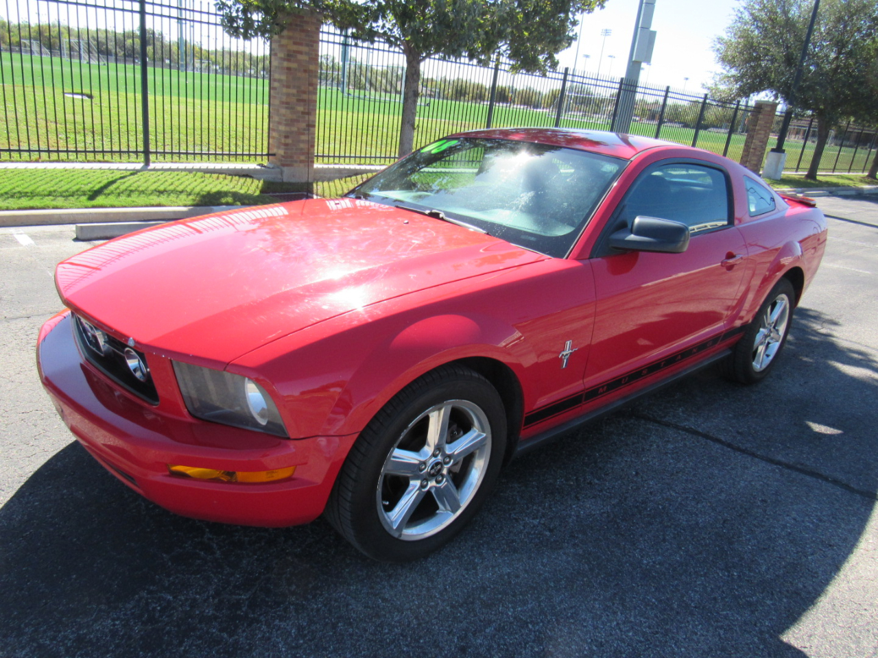 Ford Mustang 2dr Cpe Premium 2008 Ford Mustang 2dr Cpe Premium 2008