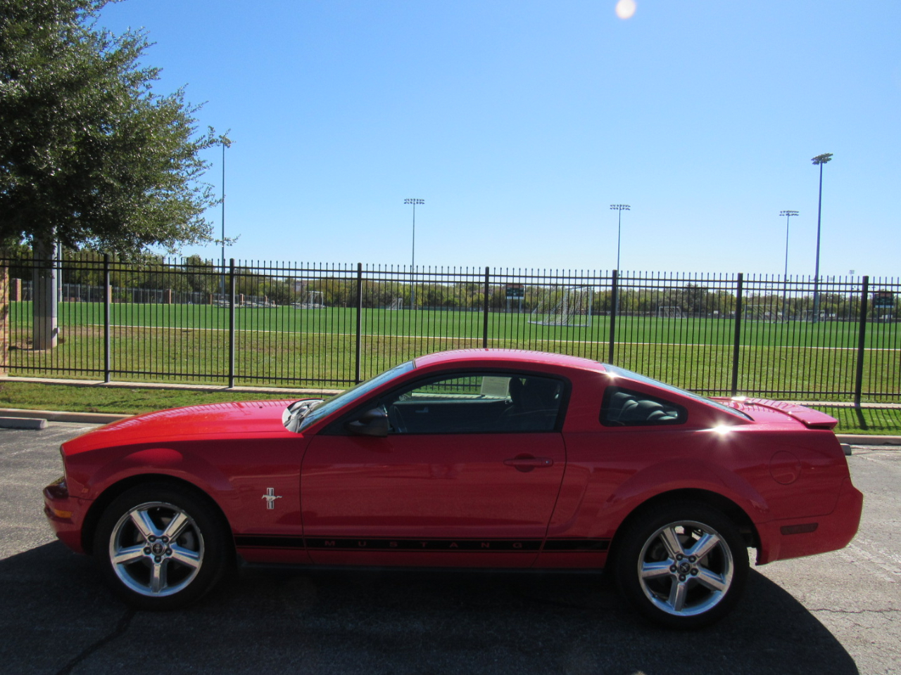 Ford Mustang 2dr Cpe Premium 2008 Ford Mustang 2dr Cpe Premium 2008