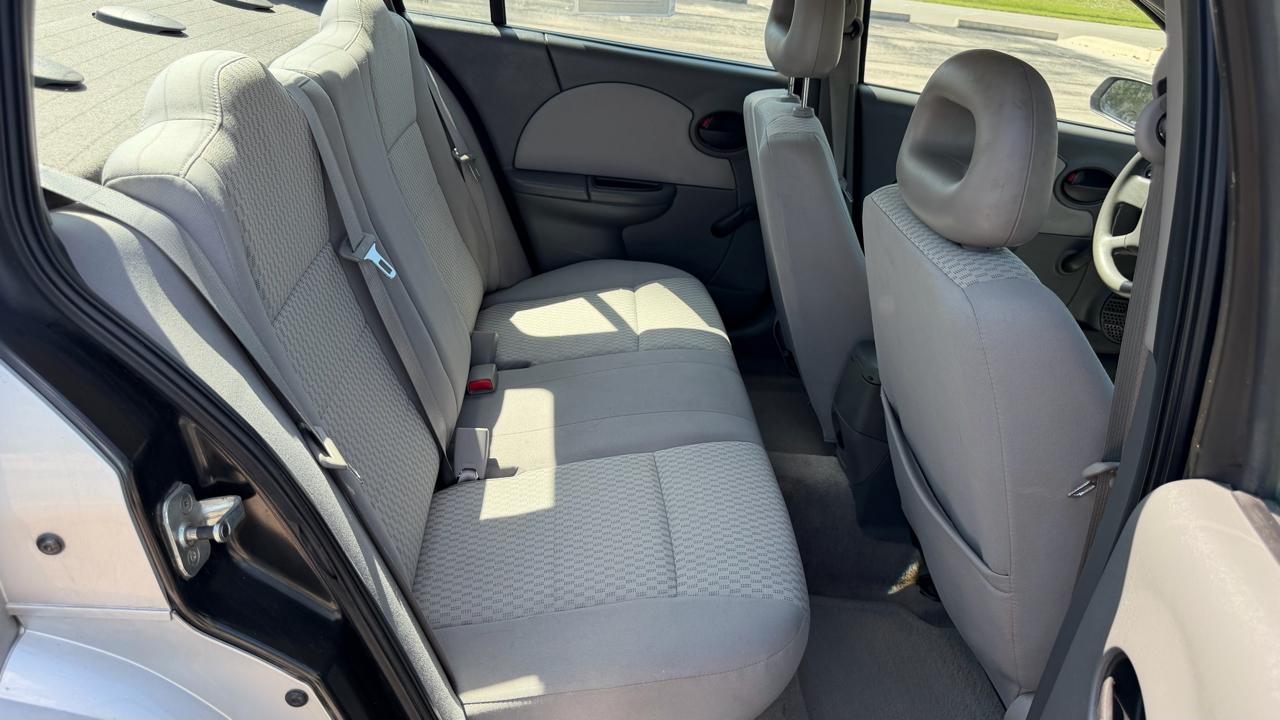 Saturn ION 4dr Sdn Auto ION 2 2007