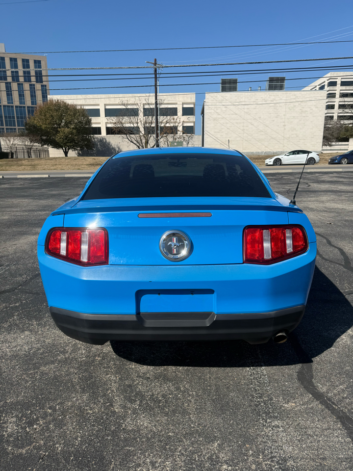 Ford Mustang 2dr Cpe V6 2010