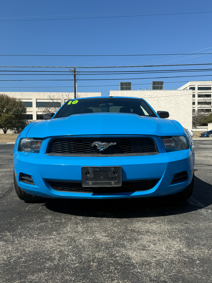 Ford Mustang 2dr Cpe V6 2010
