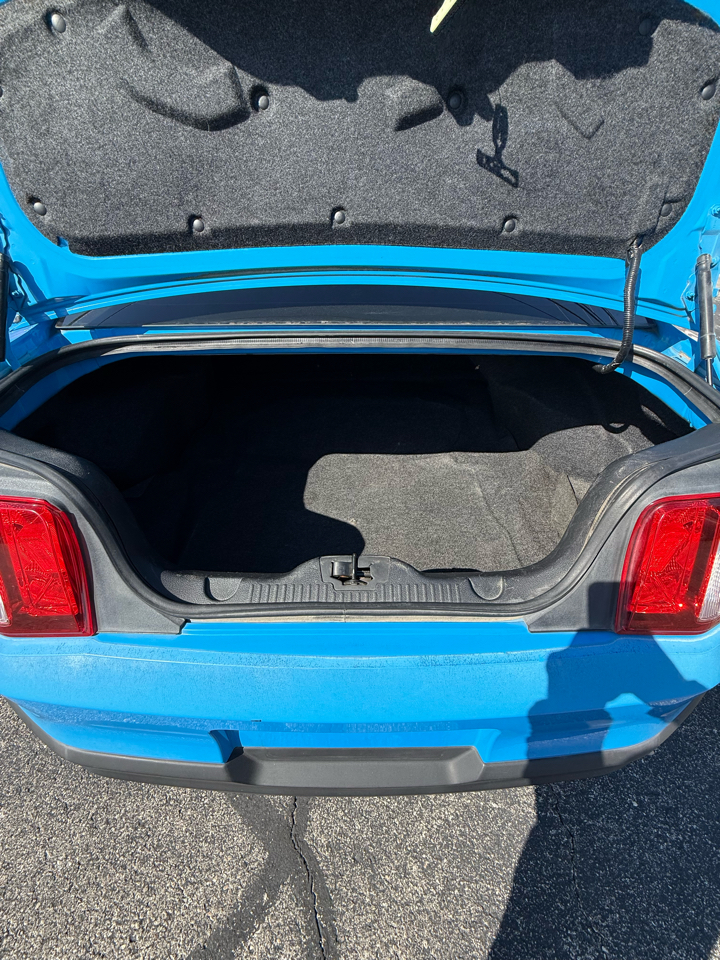 Ford Mustang 2dr Cpe V6 2010