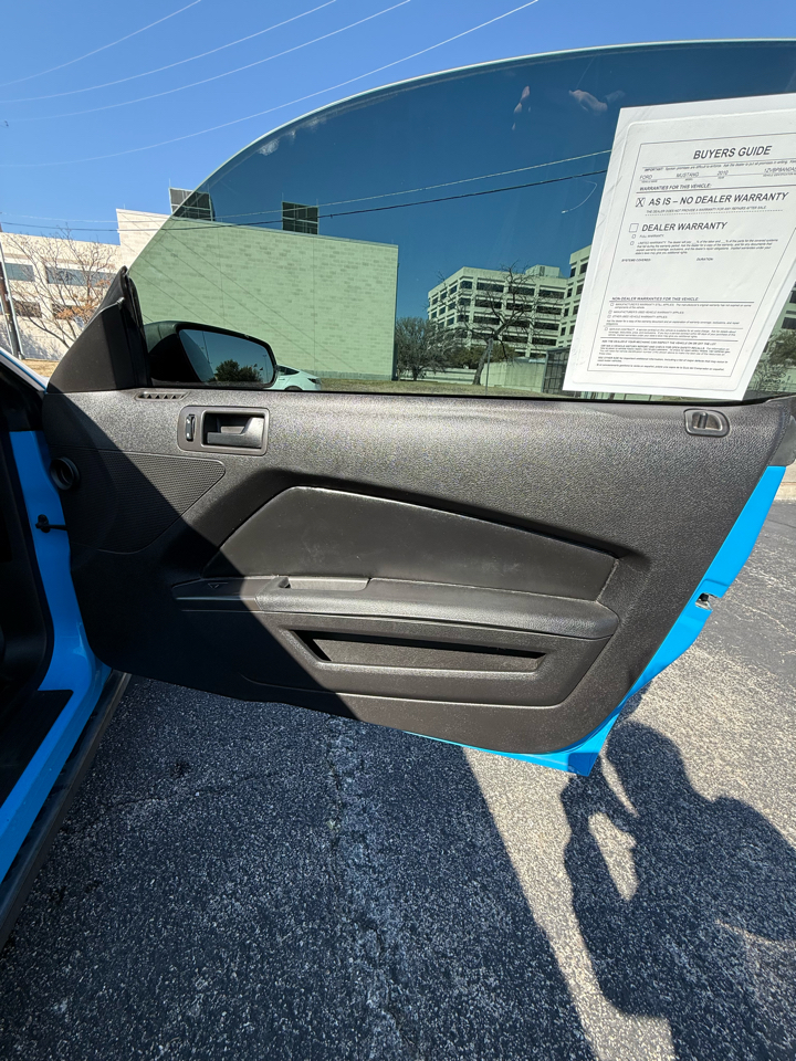 Ford Mustang 2dr Cpe V6 2010