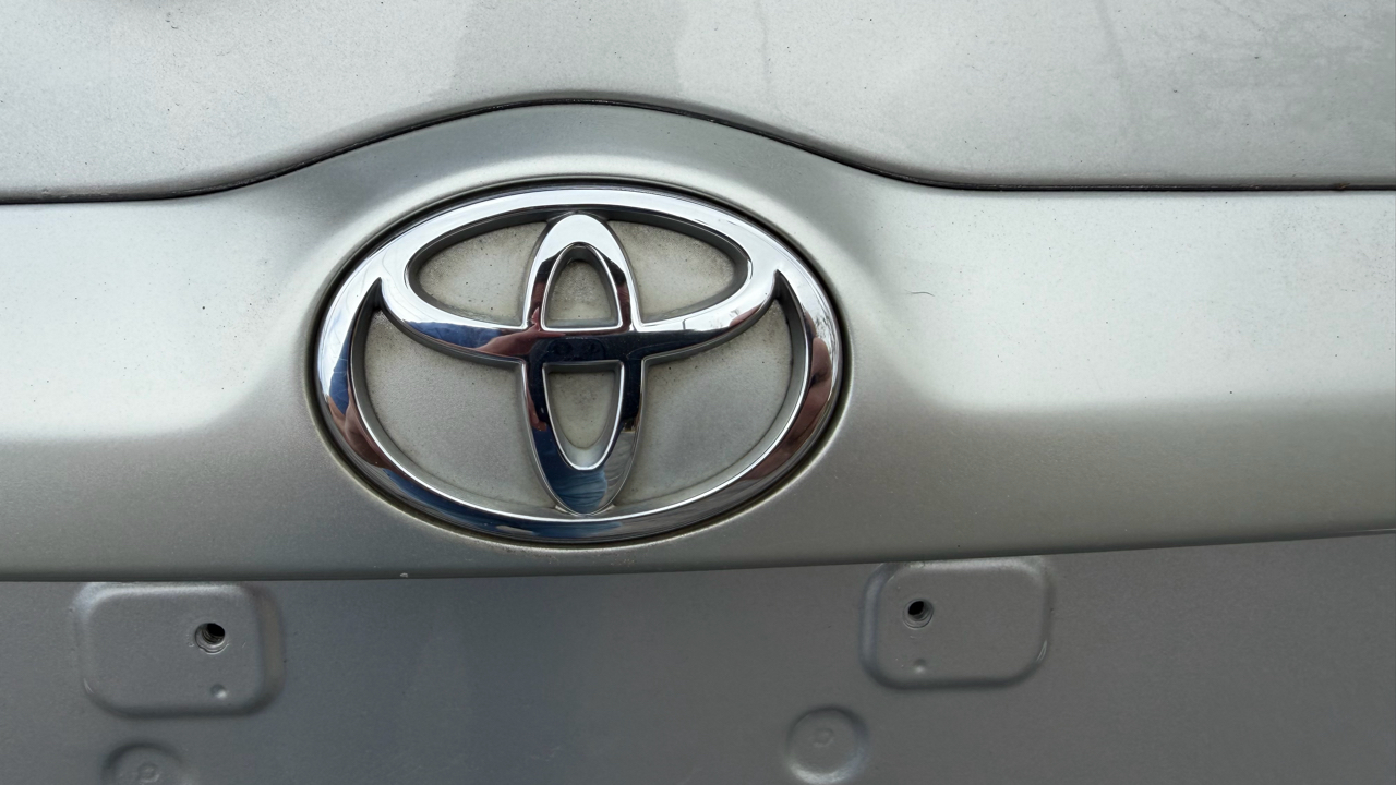 Toyota Highlander 4dr V6 (Natl) 2004