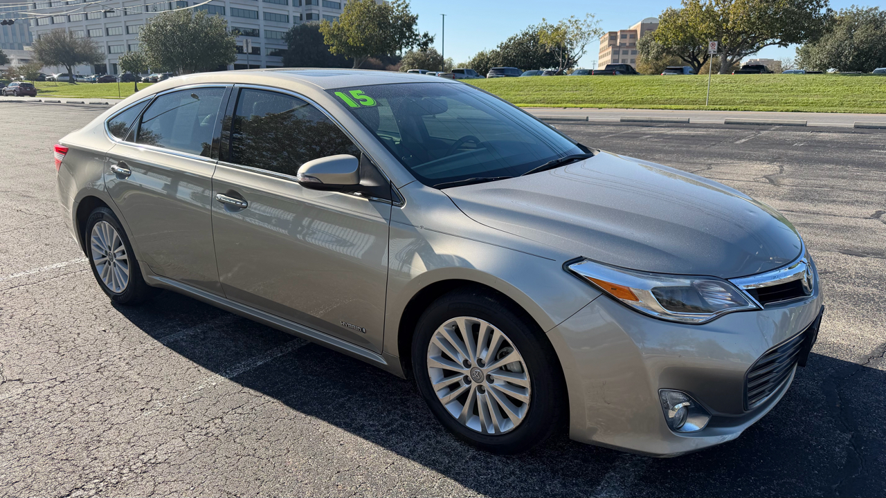 Toyota Avalon Hybrid 4dr Sdn XLE Premium (Natl) 2015
