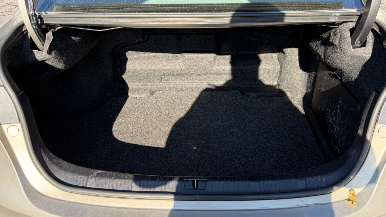 Toyota Avalon Hybrid 4dr Sdn XLE Premium (Natl) 2015