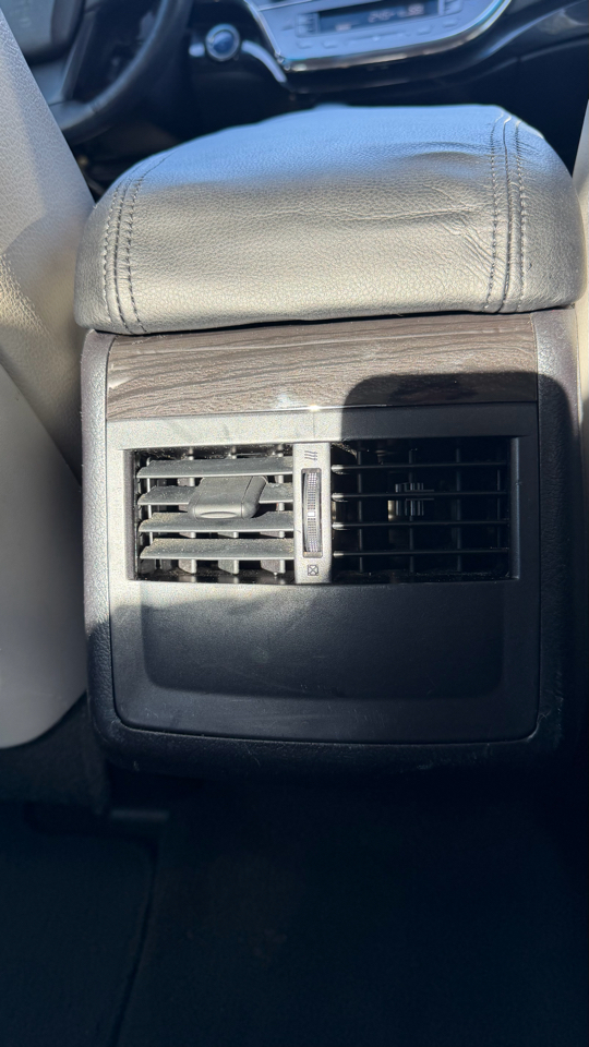 Toyota Avalon Hybrid 4dr Sdn XLE Premium (Natl) 2015