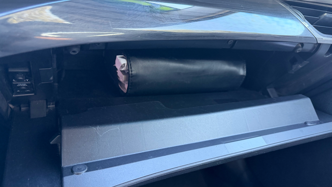 Toyota Avalon Hybrid 4dr Sdn XLE Premium (Natl) 2015