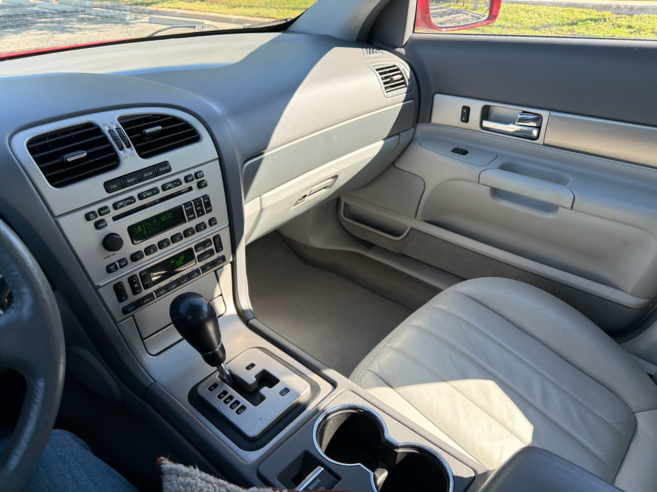 Lincoln LS 4dr Sdn V8 Auto w/Ultimate Pkg 2004