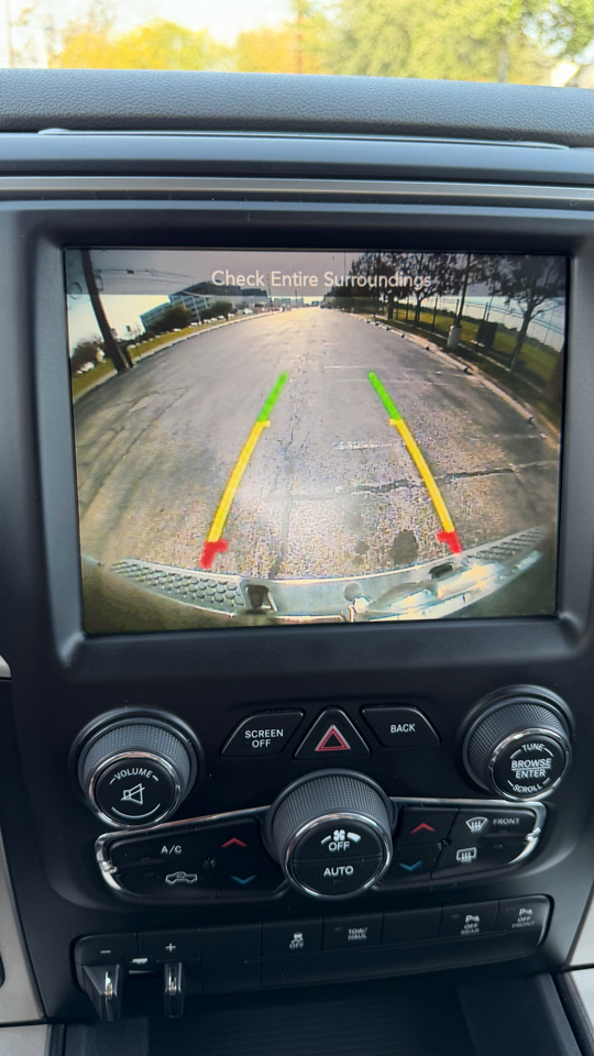 RAM 1500 Lone Star 4x2 Crew Cab 5'7" Box 2017