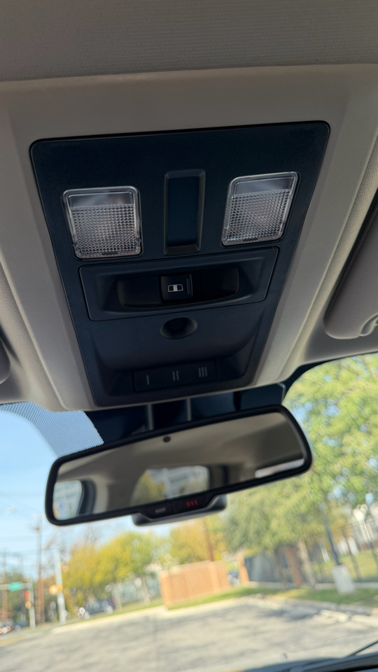 RAM 1500 Lone Star 4x2 Crew Cab 5'7" Box 2017