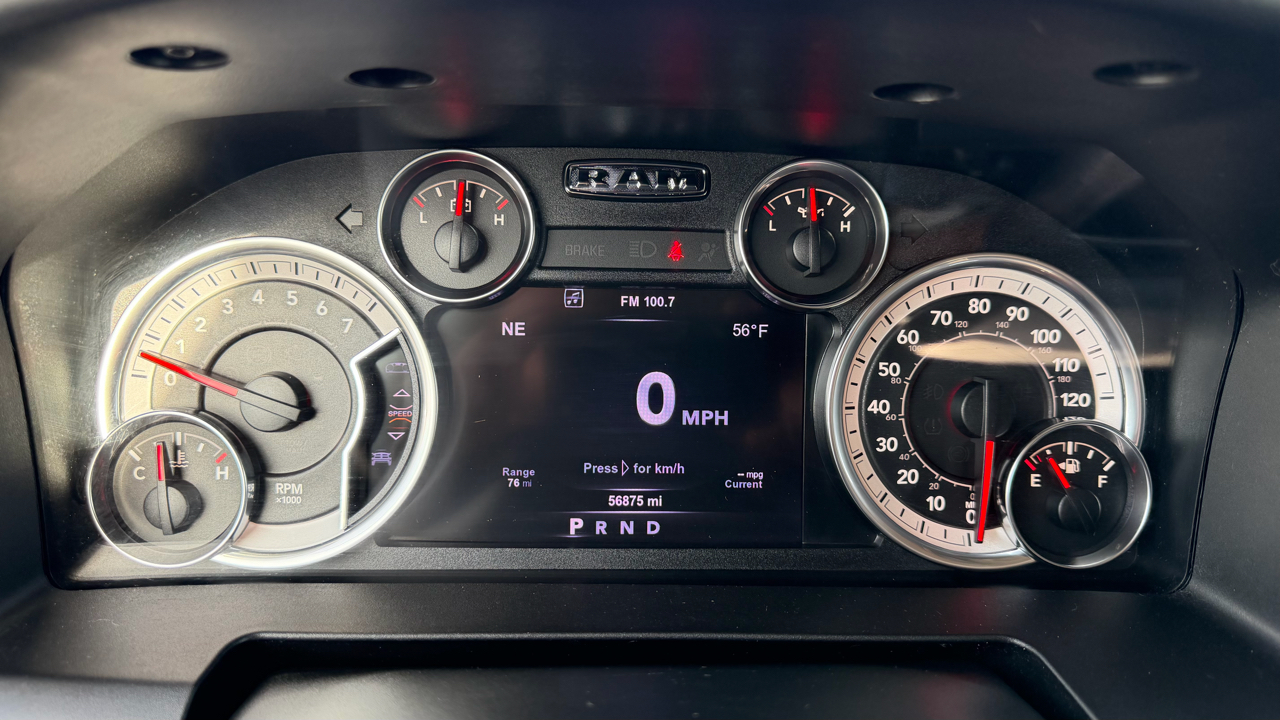 RAM 1500 Lone Star 4x2 Crew Cab 5'7" Box 2017