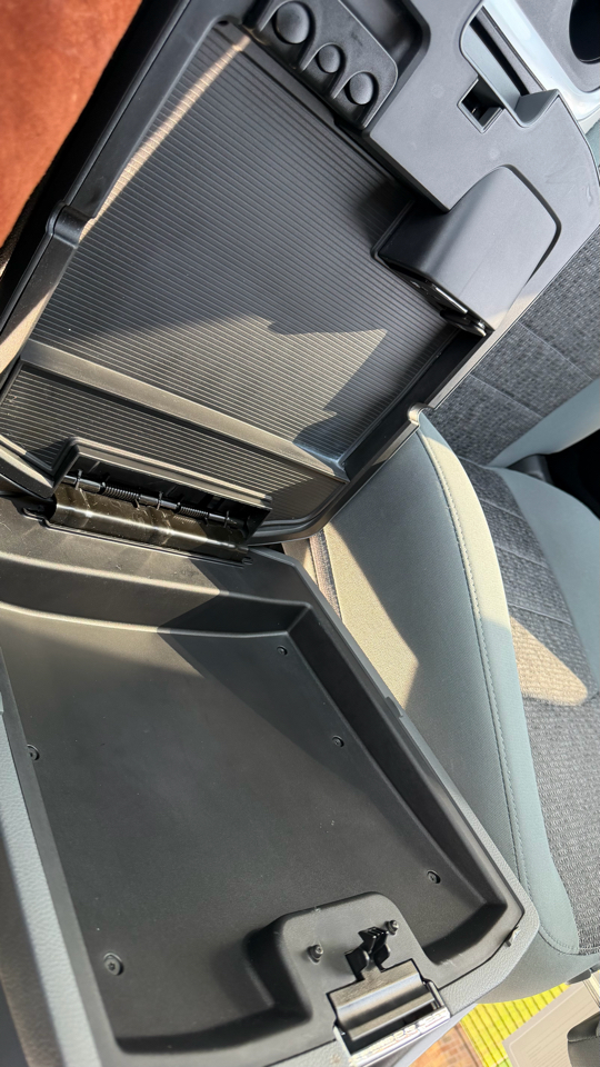 RAM 1500 Lone Star 4x2 Crew Cab 5'7" Box 2017