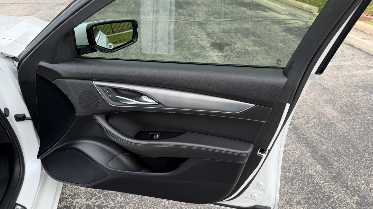 Cadillac CT5 4dr Sdn Premium Luxury 2020