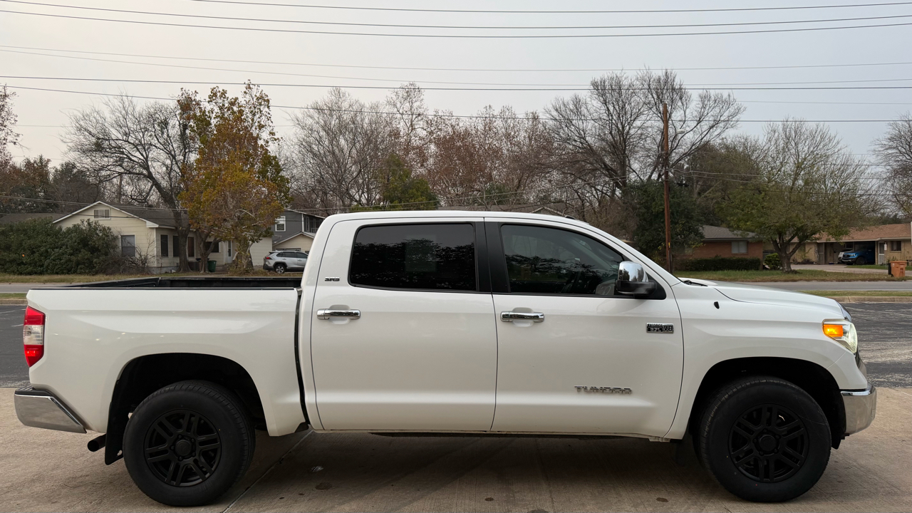 Toyota Tundra 4WD Truck CrewMax 5.7L FFV V8 6-Spd AT SR5 (Natl) 2016
