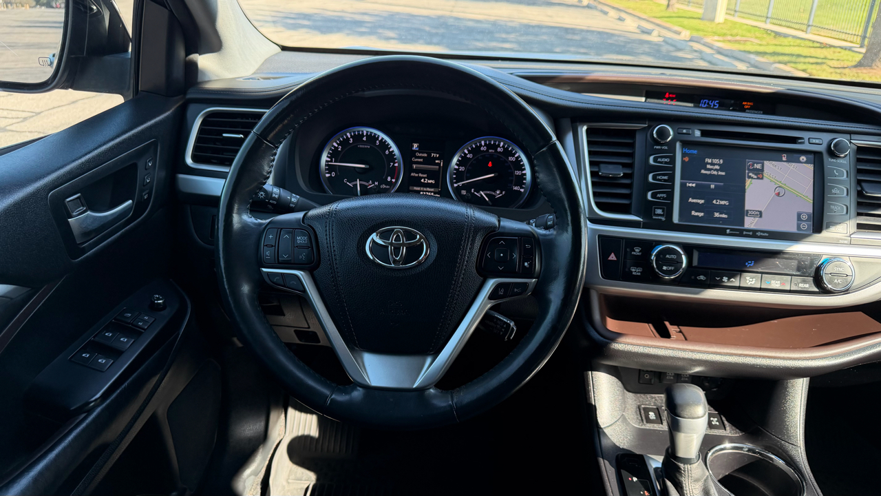 Toyota Highlander Limited Platinum V6 AWD (Natl) 2017